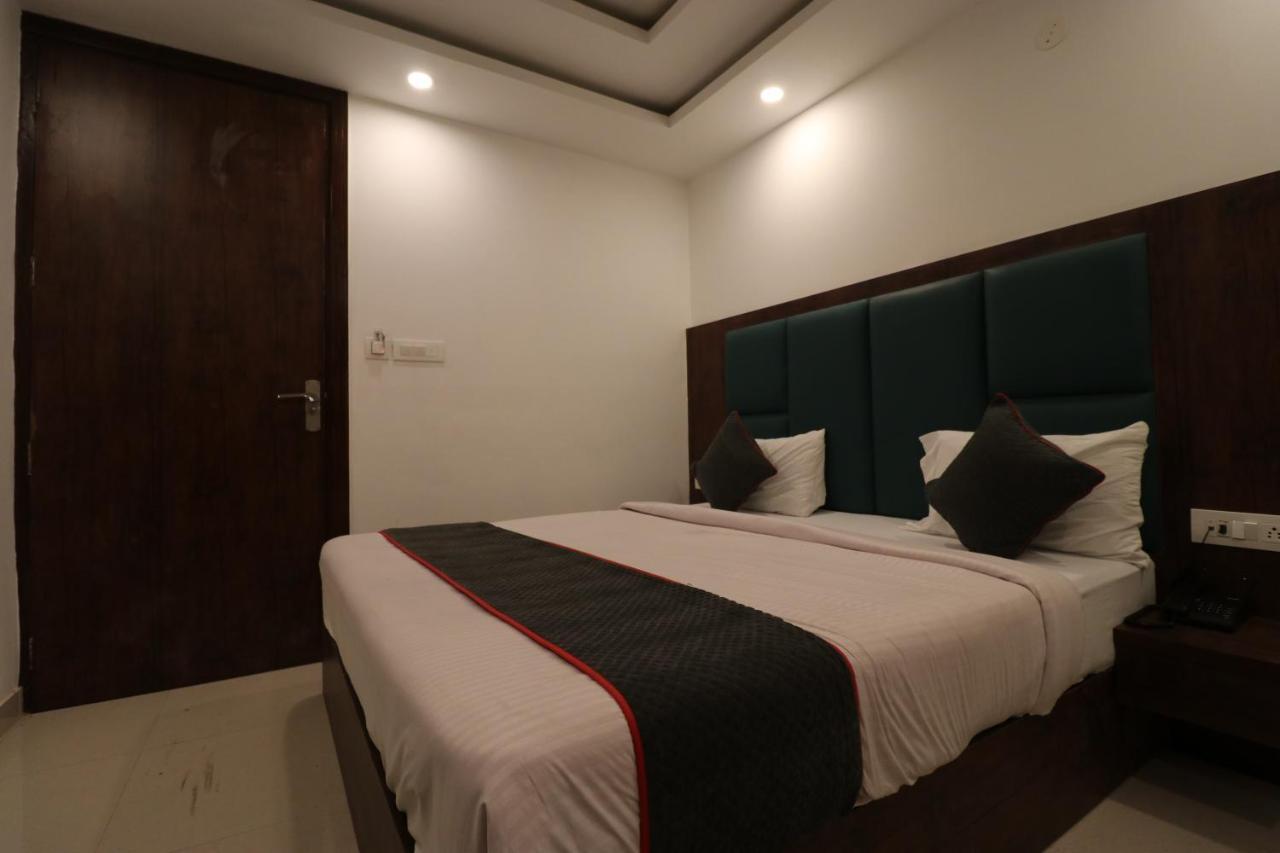 Hotel Krone A Family Hotel Near Igi Airport Delhi New Delhi Exterior foto