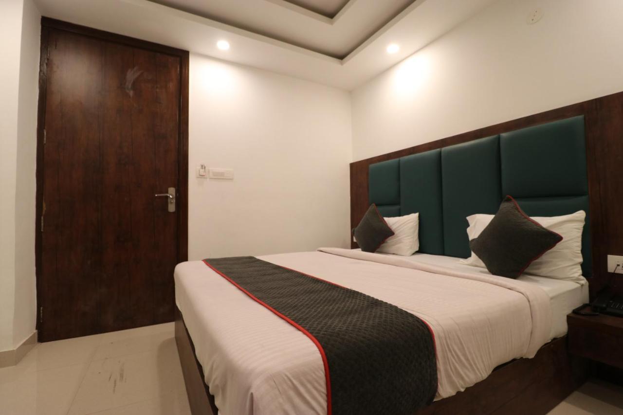 Hotel Krone A Family Hotel Near Igi Airport Delhi New Delhi Exterior foto