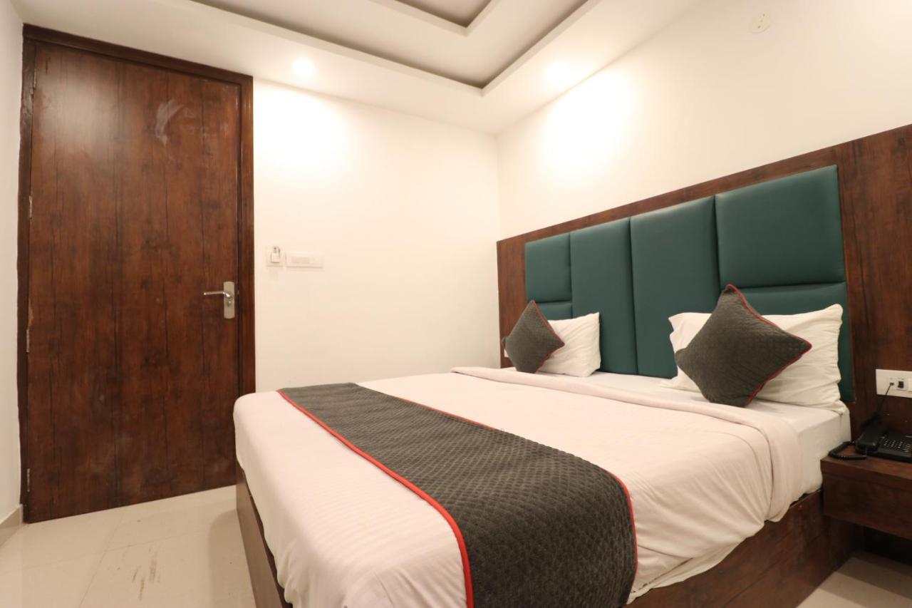 Hotel Krone A Family Hotel Near Igi Airport Delhi New Delhi Exterior foto