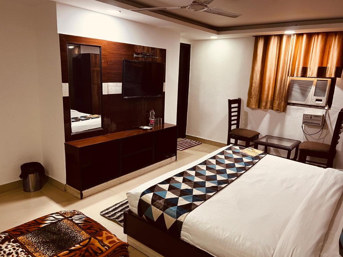 Hotel Krone A Family Hotel Near Igi Airport Delhi New Delhi Exterior foto