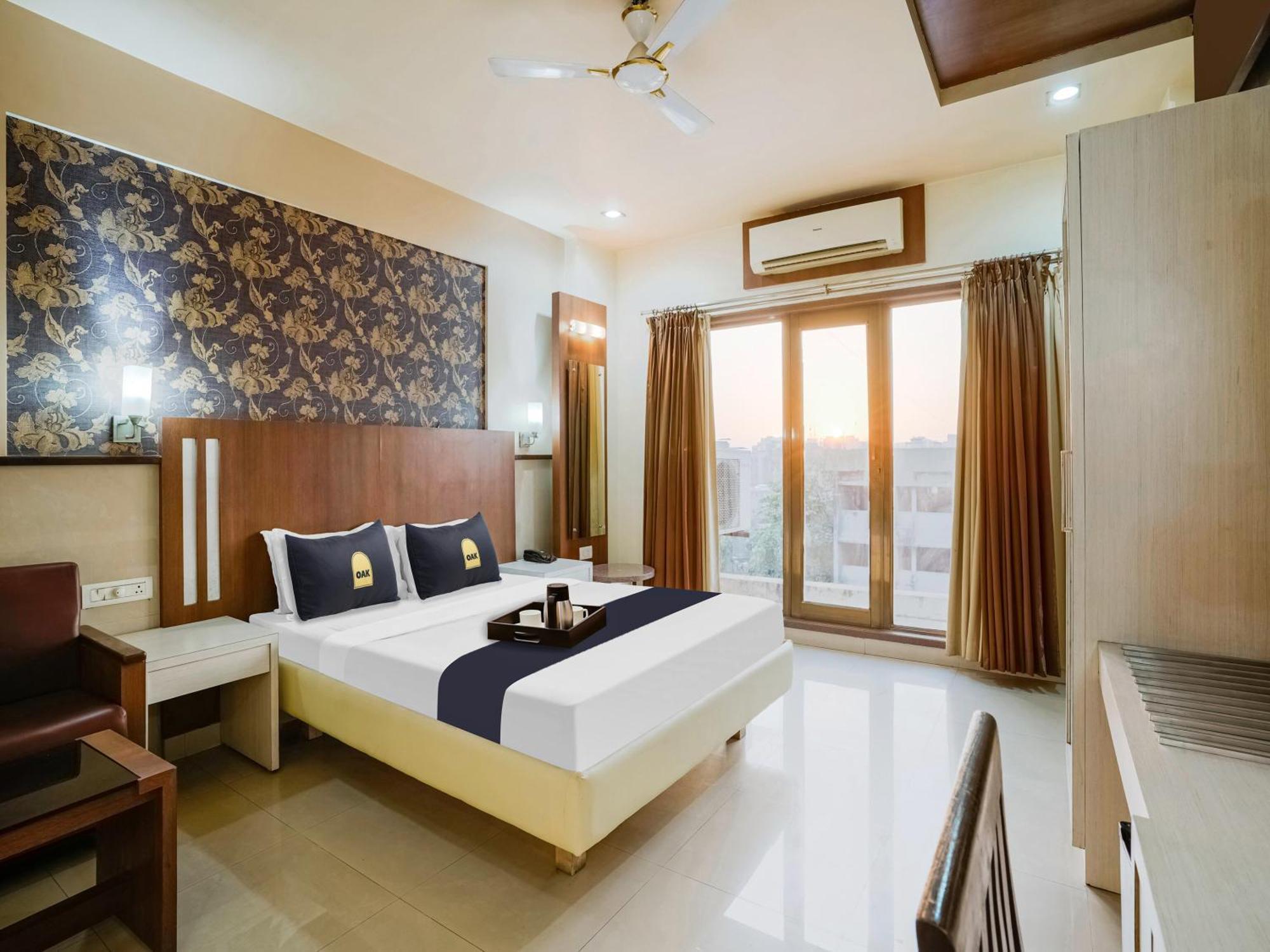 Hotel Krone A Family Hotel Near Igi Airport Delhi New Delhi Exterior foto